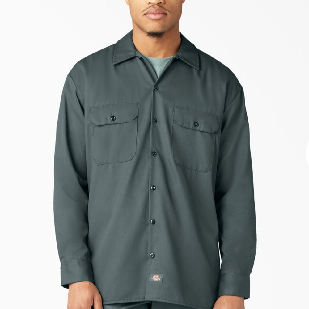 DICKIES dark grey button-up long sleeve shirt. Men’s size medium